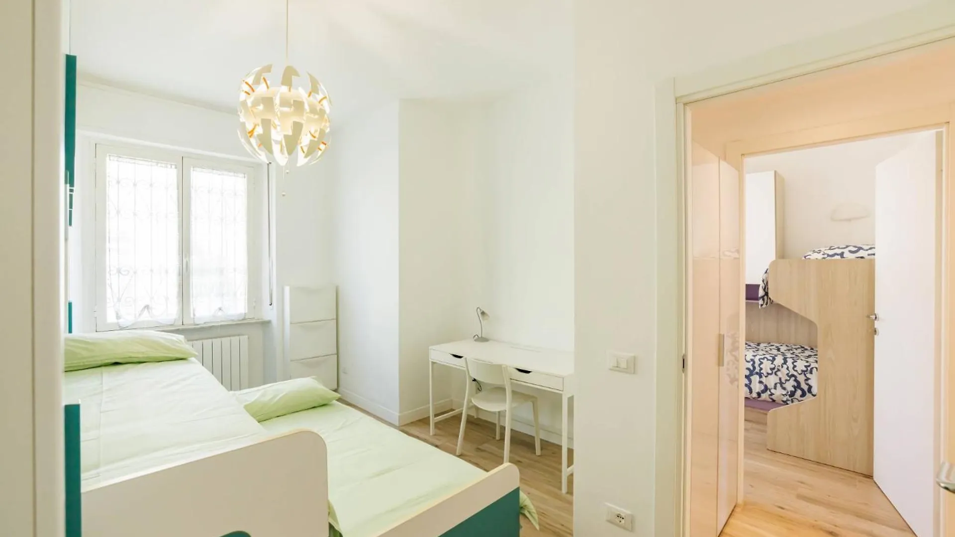 Seaside Family Apartment Livorno